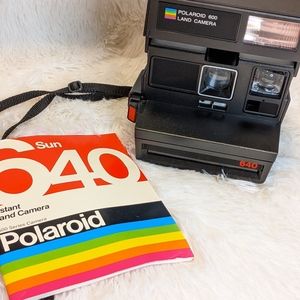 Vintage 1981 Polaroid Sun 640
